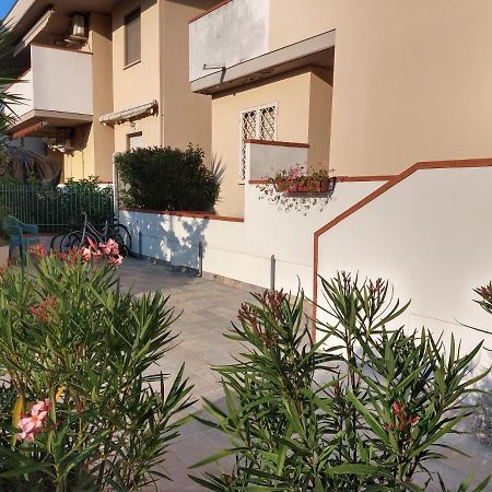 Apartamento Il Quadrifoglio Mare E Relax Tortoreto Exterior foto