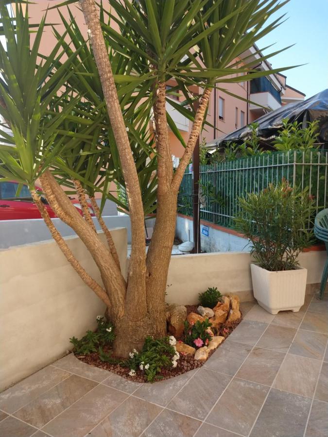 Apartamento Il Quadrifoglio Mare E Relax Tortoreto Exterior foto